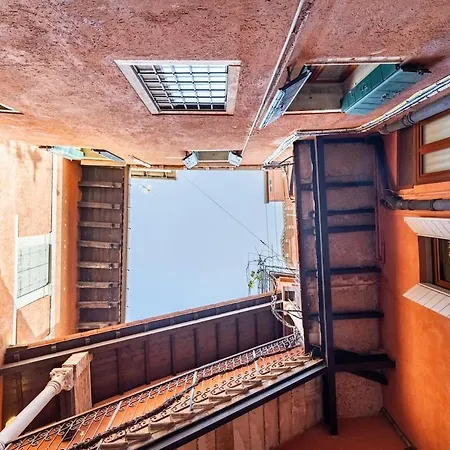 Rialto Quiet Heritage Casa Veronica - 5 Guests - 5 Mins Rialto