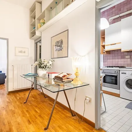 Rialto Quiet Heritage Casa Veronica - 5 Guests - 5 Mins Rialto Daire *