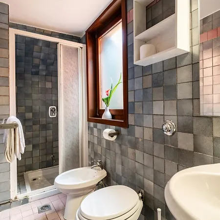 Rialto Quiet Heritage Casa Veronica - 5 Guests - 5 Mins Rialto 公寓